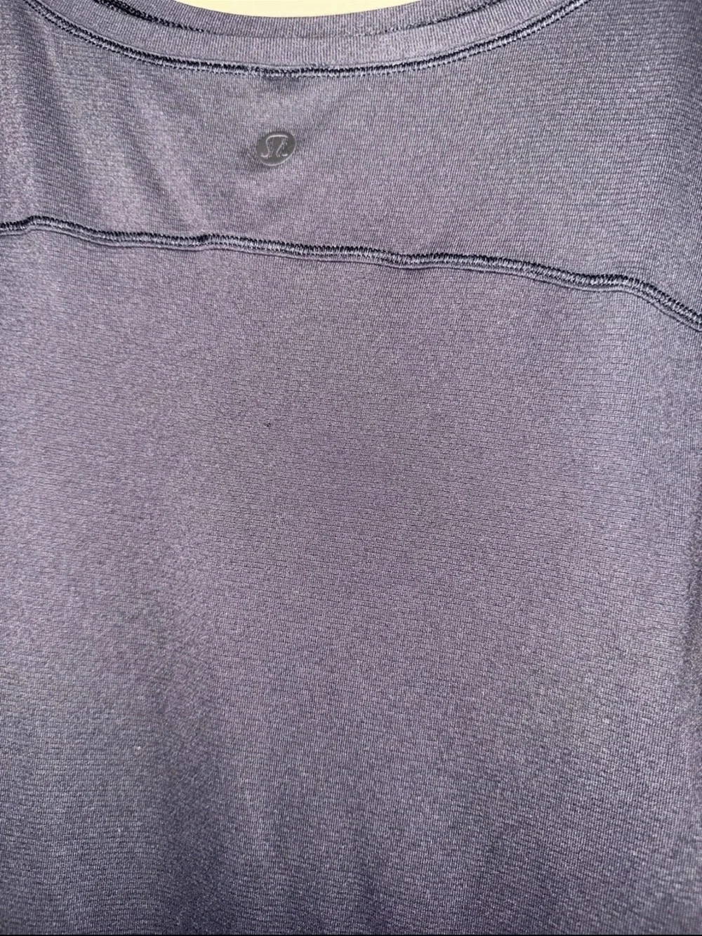 Lululemon Asymmetrical Long Sleeve T Women Size 8 Black Excellent Relaxed Fit